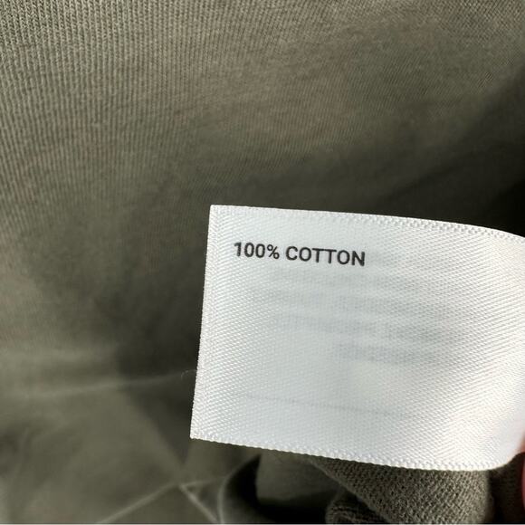 Duluth Relaxed Fit Longtail Henley Tee in Olive Size 2XL - Picture 3 of 5